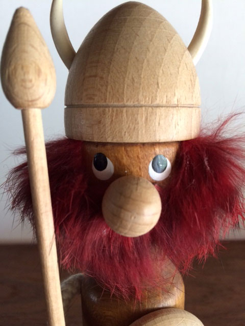 北欧ビンテージ 木製人形 ノギンス・バイキング デンマーク製 東欧 